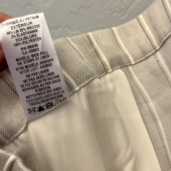 THEORY NWT Wide Leg Pull On Grey Multi
Stripe Linen Pant - Size L - Picture 9 of 10